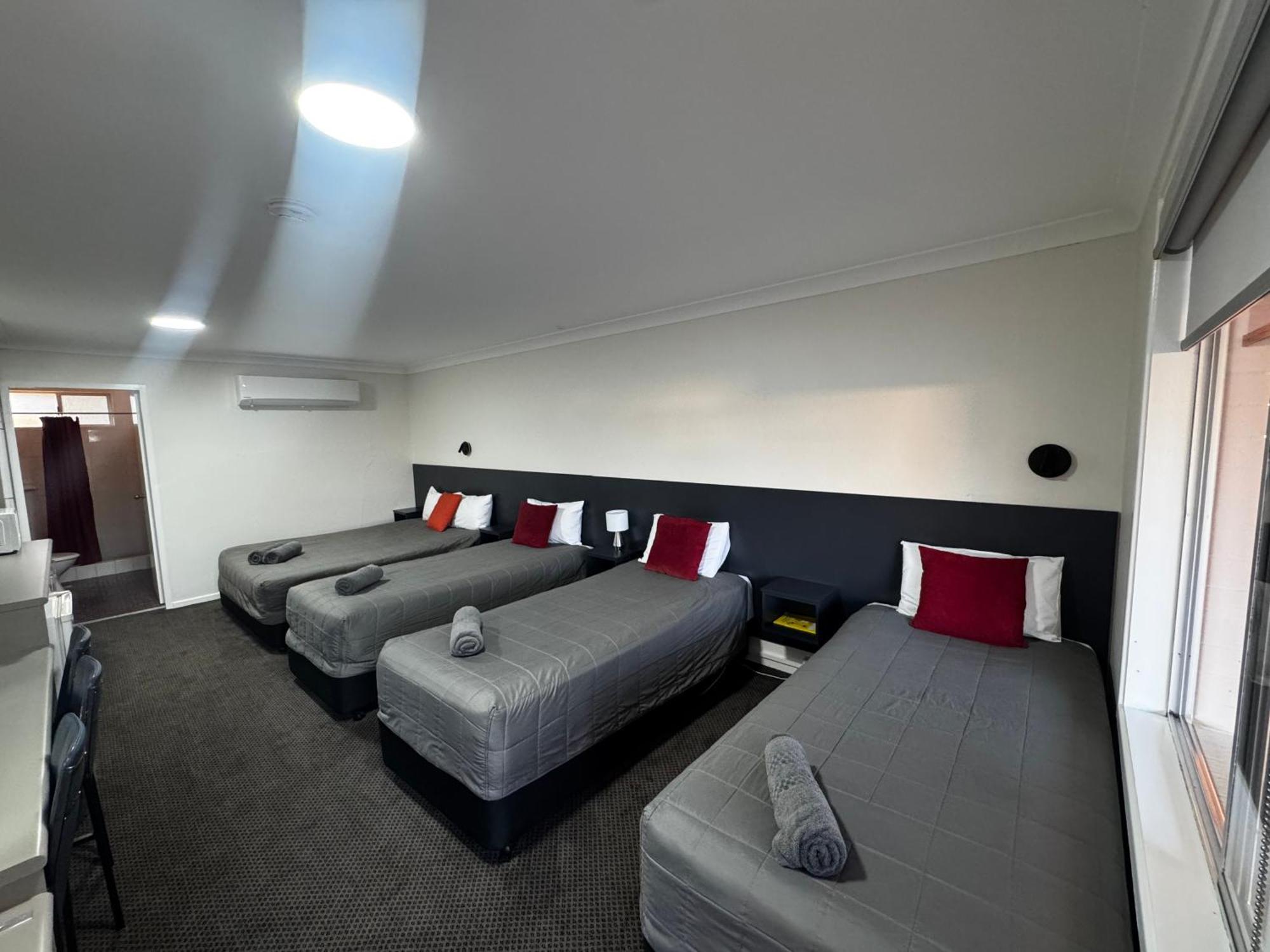 Altona Motel Uralla Ngoại thất bức ảnh